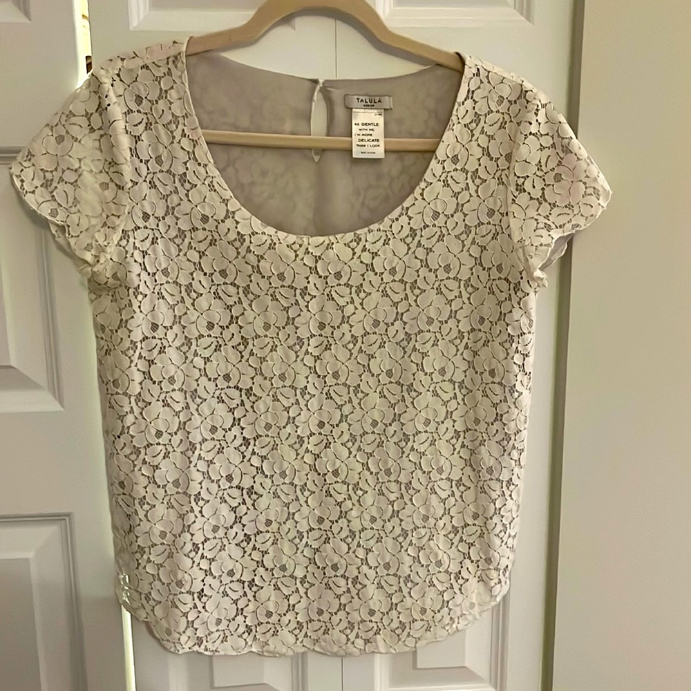 FREE WITH PURCHASE Aritzia lacy short sleeves blouse top